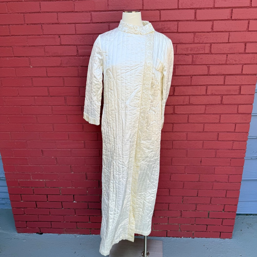 Vintage Sommer‎ Hostess Robe Medium Quilted Gold Trim Lounge Long Sleeve